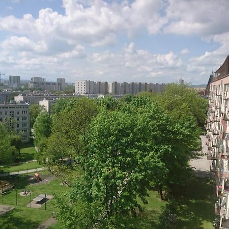 Ul. Ugorek Kolo Areny Lägenhet Krasków Exteriör bild